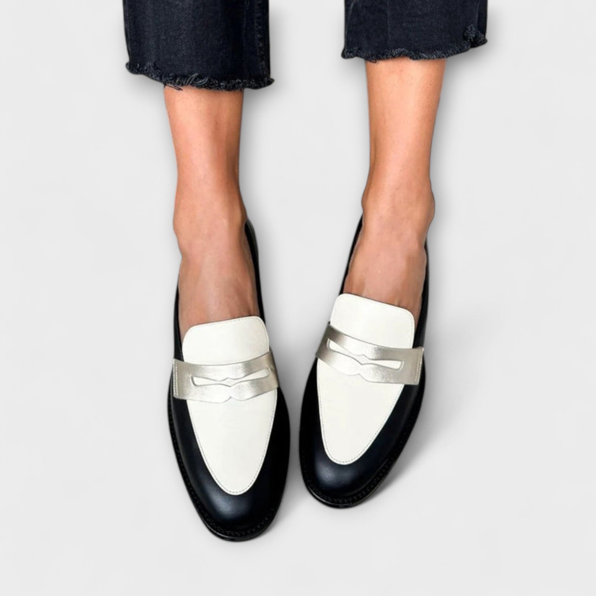 Xara™ | Schwarze Loafers mit Metallglanz