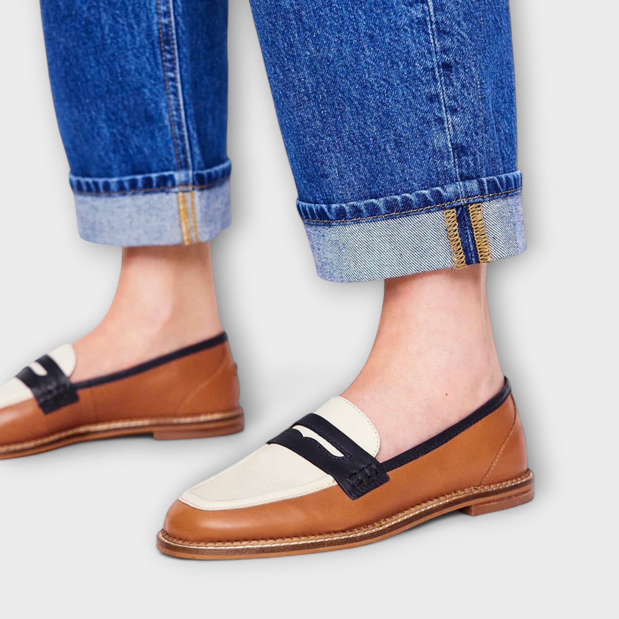 Oceane™ | Braune Slipper mit runder Spitze und Farbblockdesign