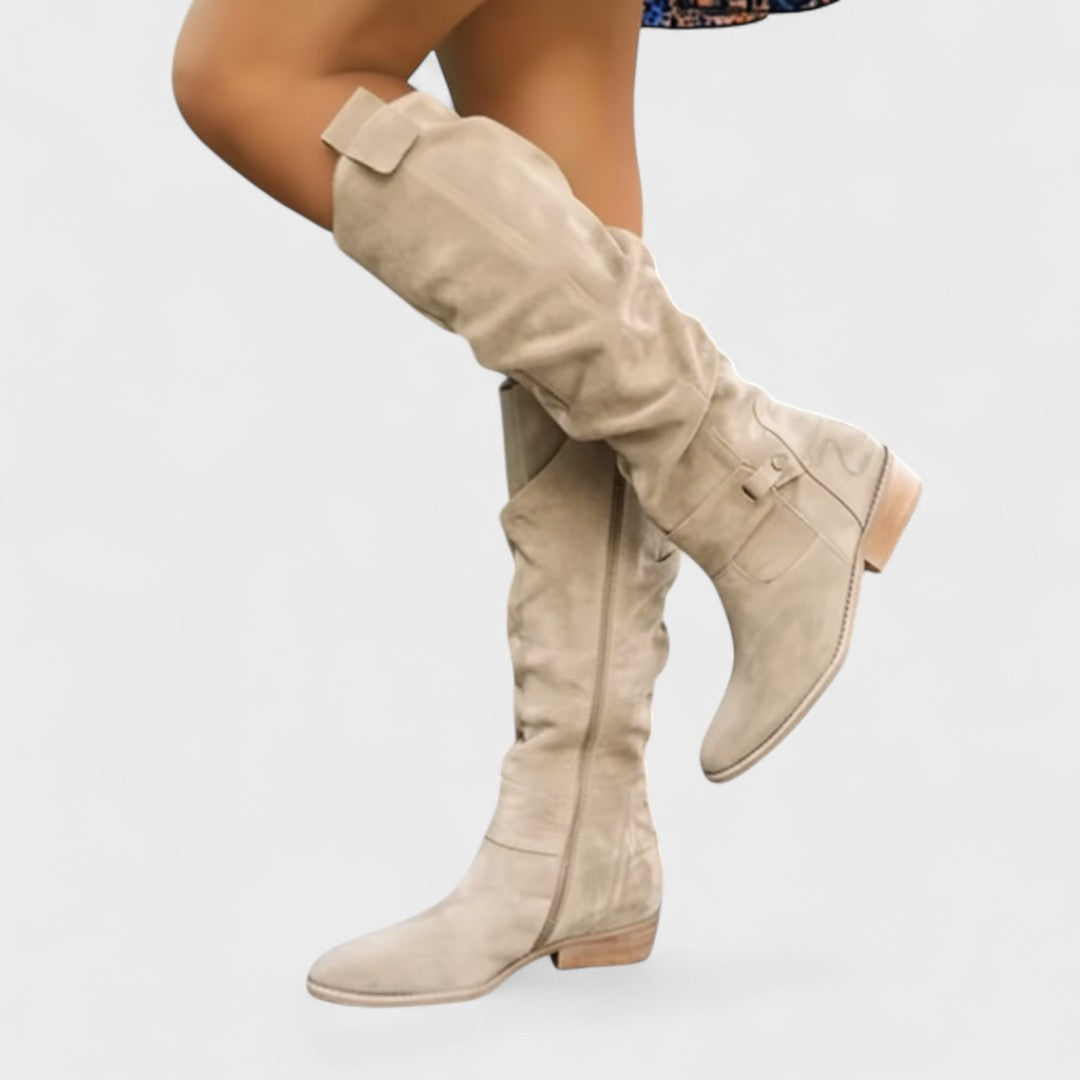 Sienna Chic™ | Knöchelhohe Stiefel